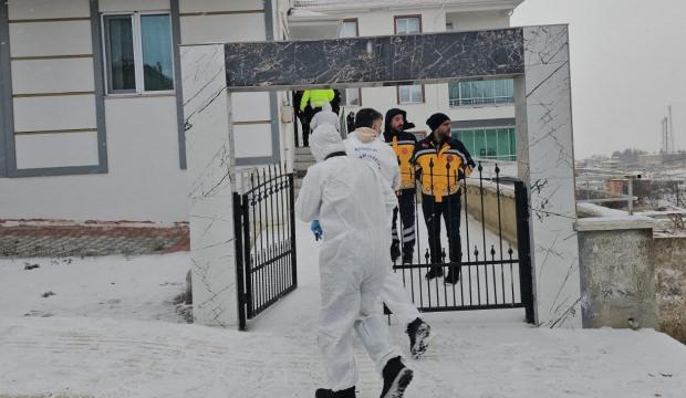 &Ccedil;orum'da esrarengiz olay: Yaşlı &ccedil;ift silahla vurulmuş halde &ouml;l&uuml; bulundu