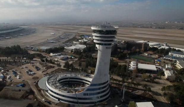 Esenboğa Havalimanı'nın 3'&uuml;nc&uuml; pisti ve yeni kulesi yarın hizmete a&ccedil;ılacak