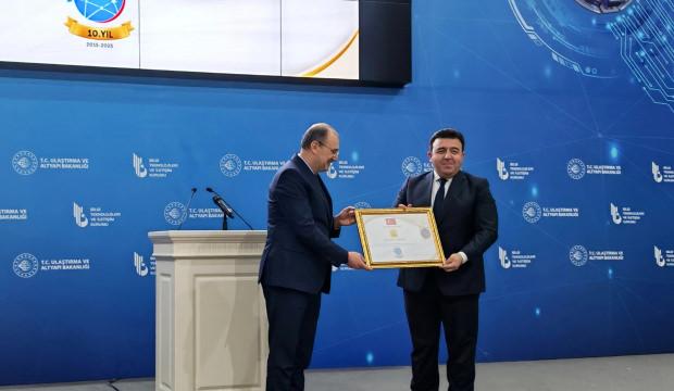 Konya B&uuml;y&uuml;kşehir ve KOSKİ'ye dijital d&ouml;n&uuml;ş&uuml;m &ouml;d&uuml;l&uuml;