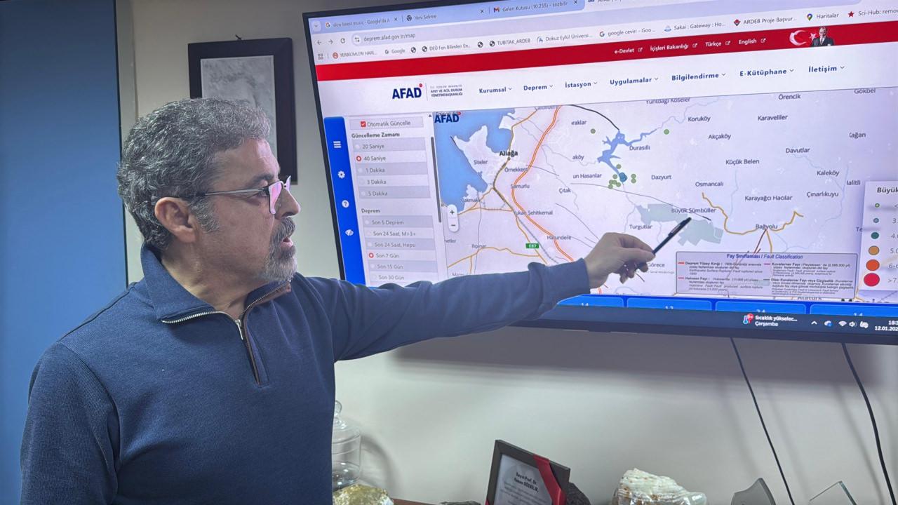 Prof. Dr. Hasan Sözbilir, İzmir'in Aliağa ilçesindeki Güzelhisar Fayı'nda 5 günde 10'a yakın depremin meydana geldiğini, fayın 6,7 büyüklüğünde deprem üretme kapasitesine sahip olduğunu belirtti.