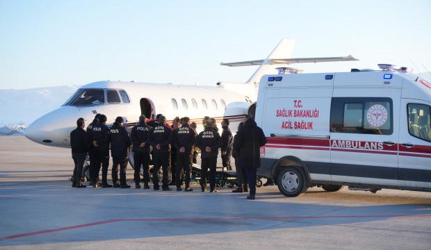 Muş'tan Ankara'ya u&ccedil;ak ambulansla hasta nakli ger&ccedil;ekleştirildi