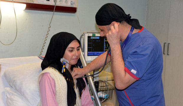 Nefes darlığı i&ccedil;in gitti, hayatının şokunu yaşadı: Milyonda bir g&ouml;r&uuml;l&uuml;yor!