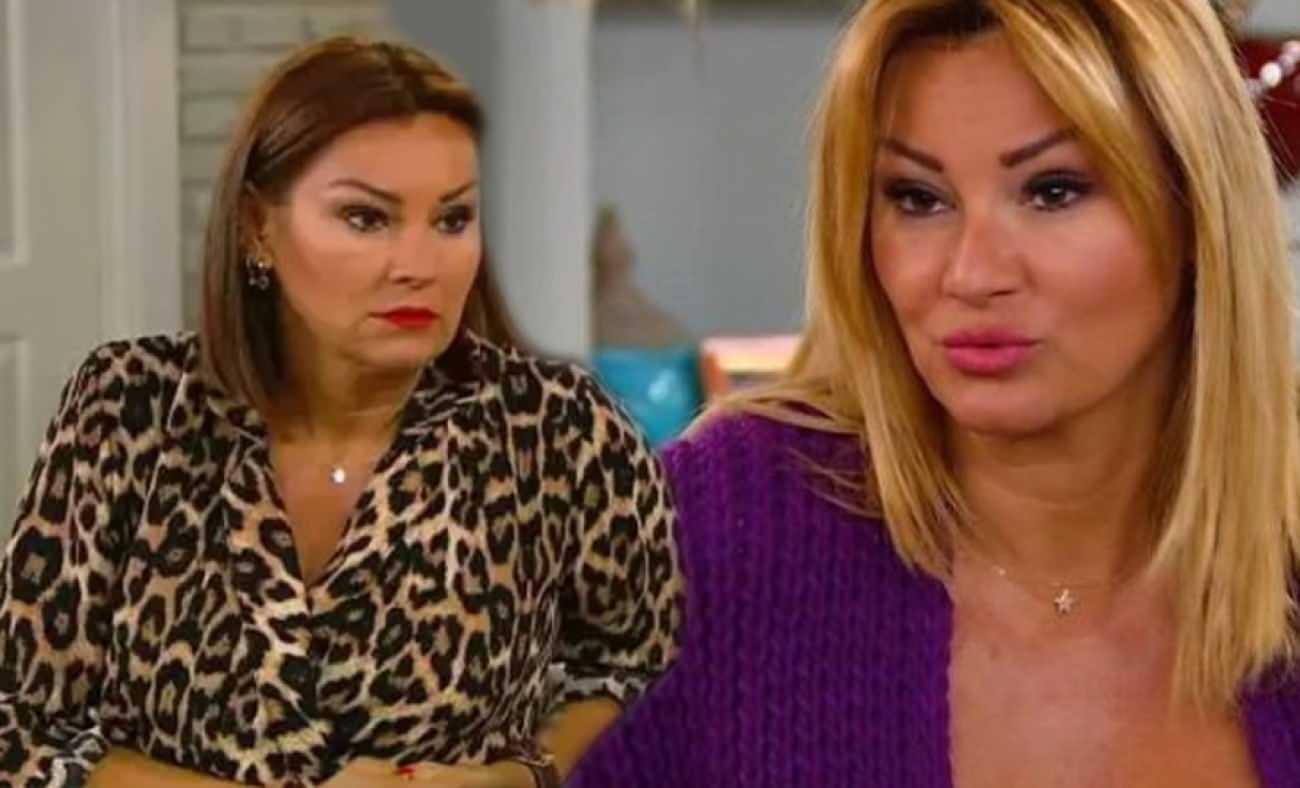 Pınar Altuğ kendisinden para isteyen takip&ccedil;isine isyan etti