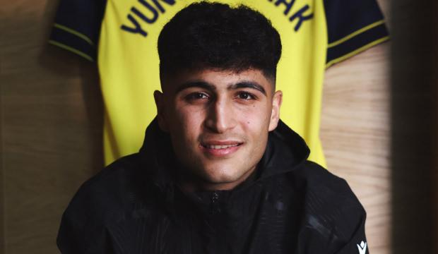 Premier Lig'den Championship'e gitti! T&uuml;rk yıldızın yeni takımı belli oldu