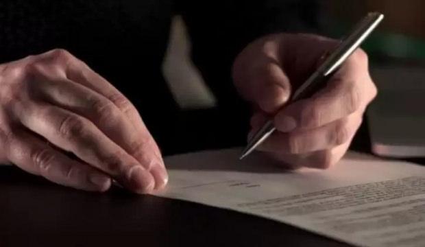 S&uuml;per Lig'de transfer a&ccedil;ıklandı! Yıldız isim imzayı attı