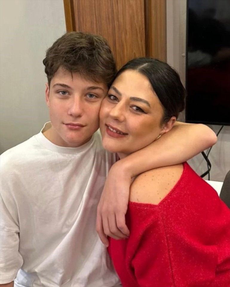 Atlas Çağlayan ve annesi