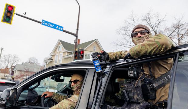 WSJ'den &ccedil;arpıcı rapor: ICE polisleri 6 ayda 13 kez &ouml;l&uuml;mc&uuml;l g&uuml;&ccedil; kullandı