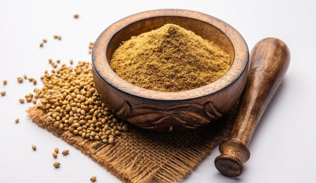 Yemeğinize katın: K&ouml;t&uuml; kolesterol&uuml; durduruyor, tansiyona iyi geliyor