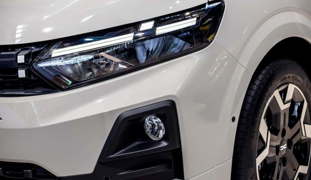 Yeni Dacia Sandero T&uuml;rkiye'de satışa sunuldu! En ucuz otomobil oldu! İşte fiyatı