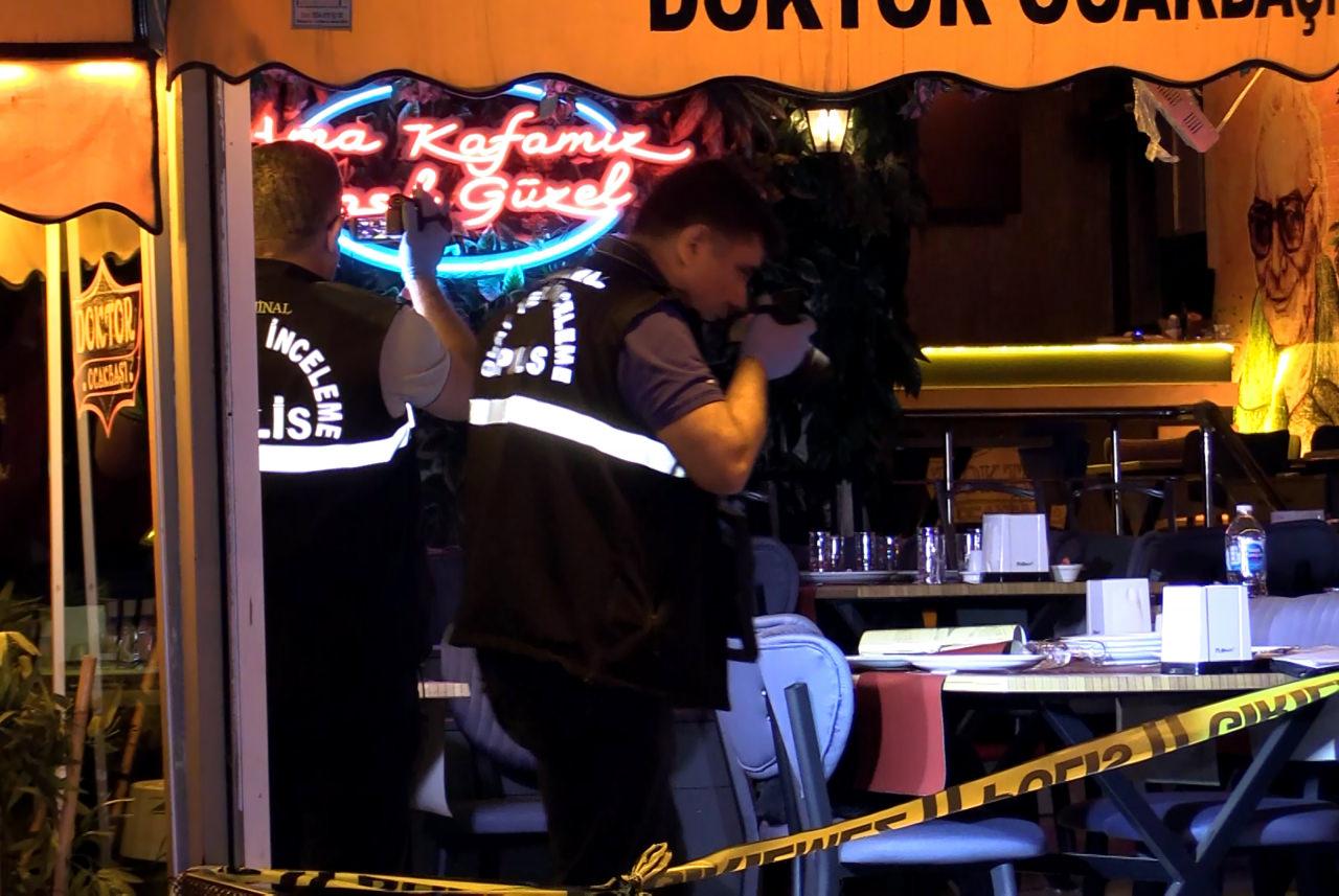 Cinayet yerinde inceleme yapıldı.