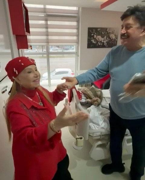 Bedia Akartürk ve Gökhan Güney