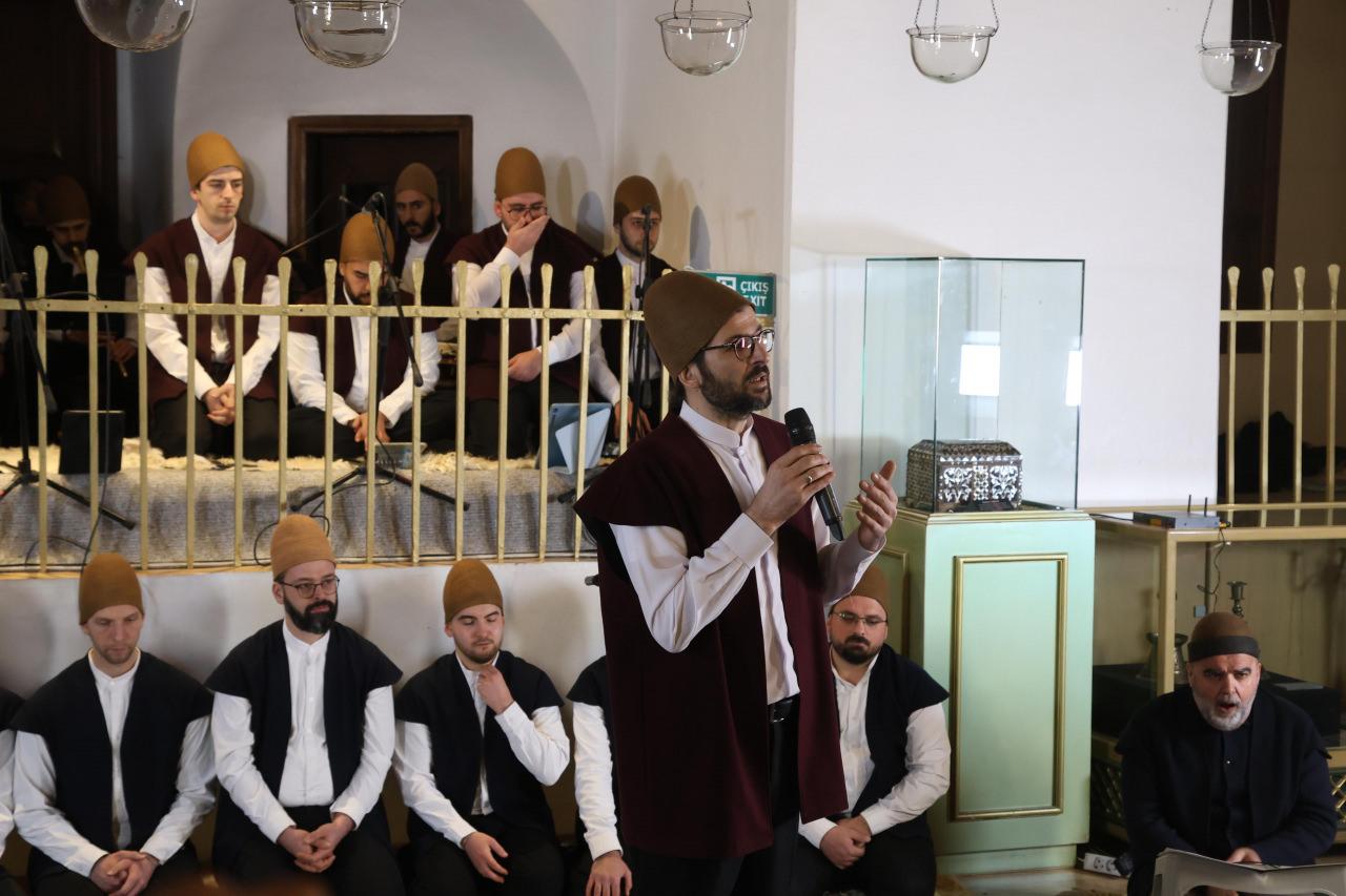 Mübarek Miraç Kandili’nde Mevlânâ Türbesi’nde Mirâciye icra edildi.