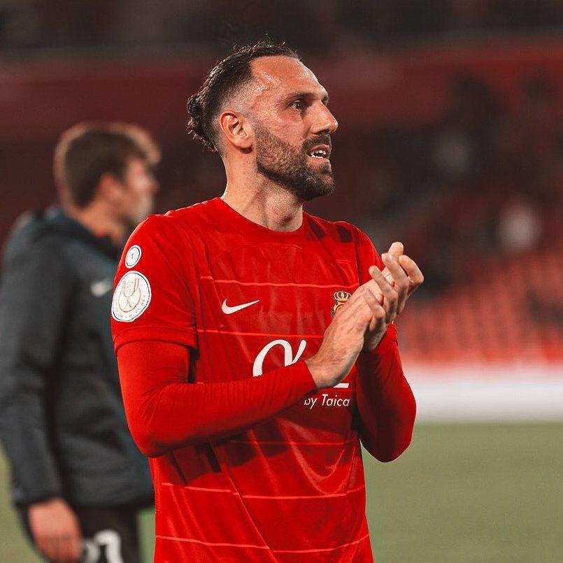 Mallorca forması giyen Vedat Muriqi