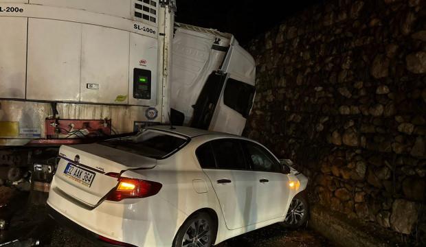 Burdur'da feci kaza! &Ouml;l&uuml; ve 7 yaralı var