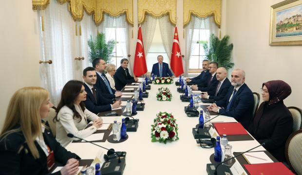 Cumhurbaşkanı Erdoğan İstanbul'da kabul etti: 5 &uuml;lkeden T&uuml;rkiye'ye kritik ziyaret