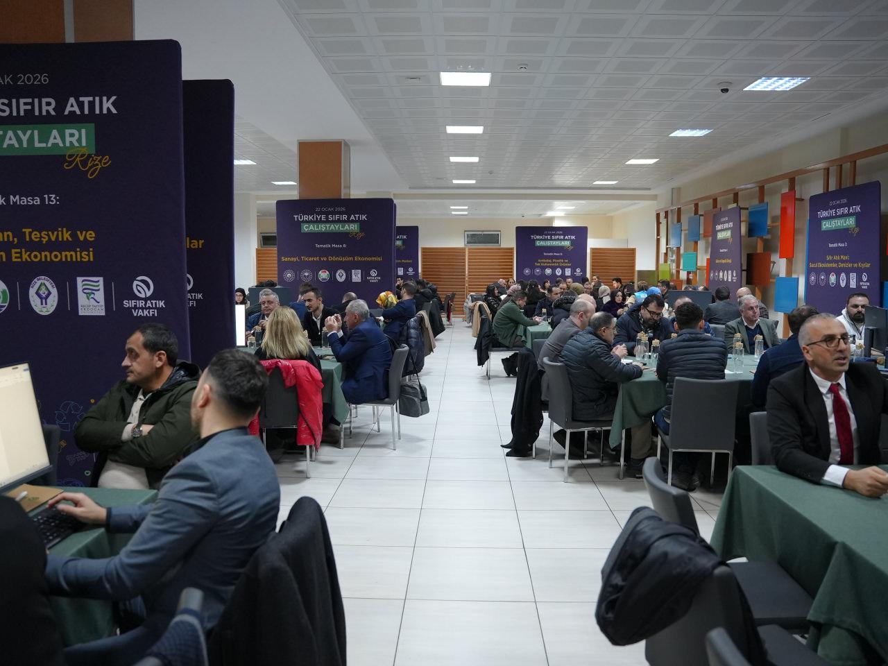 Çalıştayda atık yönetimi konusunda konuşmalar yapılacak. 