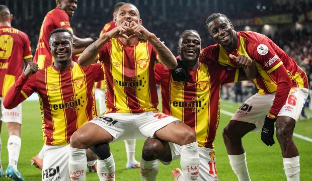G&ouml;ztepe Avrupa aşkına! Sahasında 3 golle kazandı