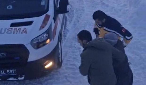 Kars'ta hasta kadın i&ccedil;in ekipler seferber oldu