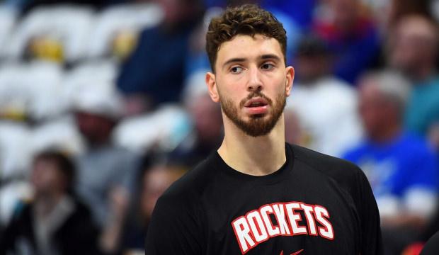 Alperen Şeng&uuml;n'&uuml;n takımı uzatmada yıkıldı