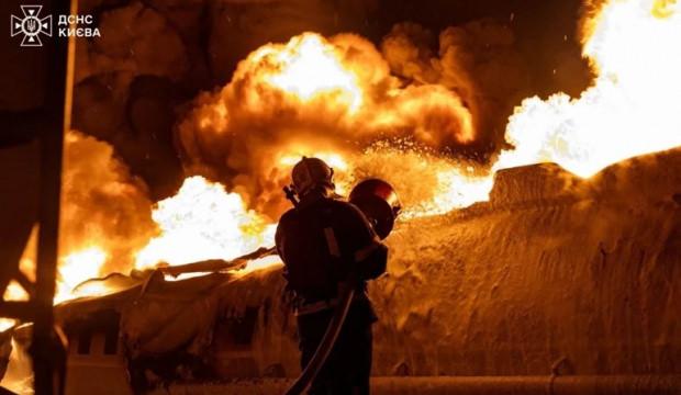 Rusya'dan Ukrayna'ya 21 f&uuml;ze ve 375 İHA ile saldırı