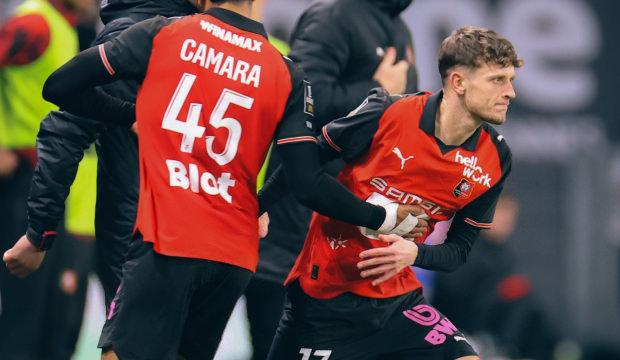 Sadece 13 dakika oynadı: Szymanski ilk ma&ccedil;ında kabusu yaşadı