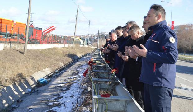 Samsunspor kafilesinin 37 yıl &ouml;nce ge&ccedil;irdiği trafik kazasında &ouml;lenler anıldı