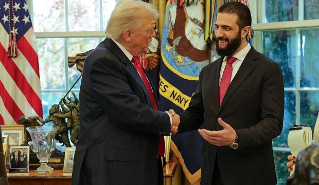 Son dakika: ABD Başkanı Trump, Suriye Cumhurbaşkanı Şara ile g&ouml;r&uuml;şt&uuml;!