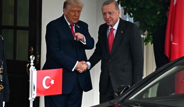 Trump'tan s&uuml;rpriz T&uuml;rkiye ve Suriye a&ccedil;ıklaması: Erdoğan ile &ouml;nemli bir g&ouml;r&uuml;şme yapacağız