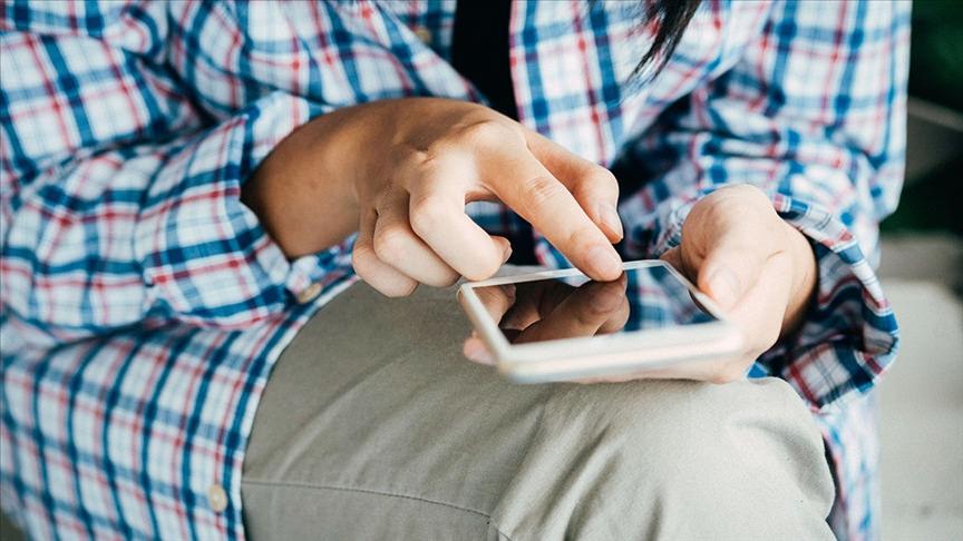 Türkiye internette günde 7 saatten fazla vakit geçiriyor