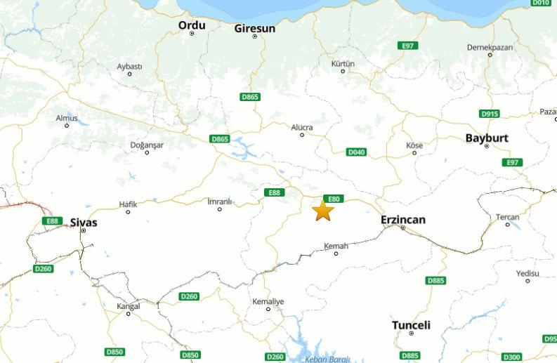 Erzincan'da deprem.