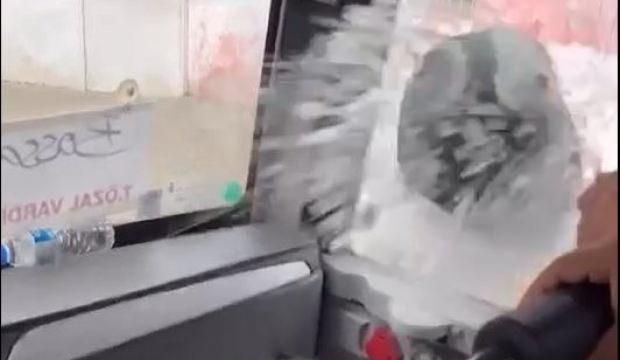 Adana'da minib&uuml;s&uuml;n camını kıran saldırganın s&ouml;zleri 'pes' dedirtti