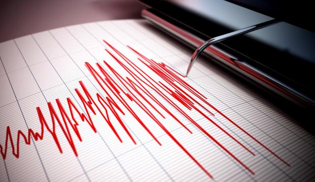 İran'ın g&uuml;neyinde 5,2'lik deprem