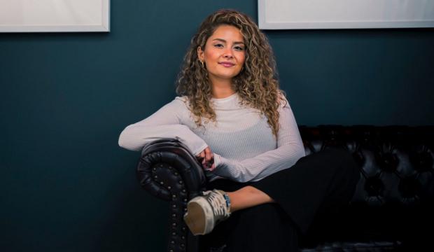 Forbes'un 2025 listesindeydi! G&ouml;k&ccedil;e G&uuml;ven tutuklandı! 52 yıl hapisle karşı karşıya