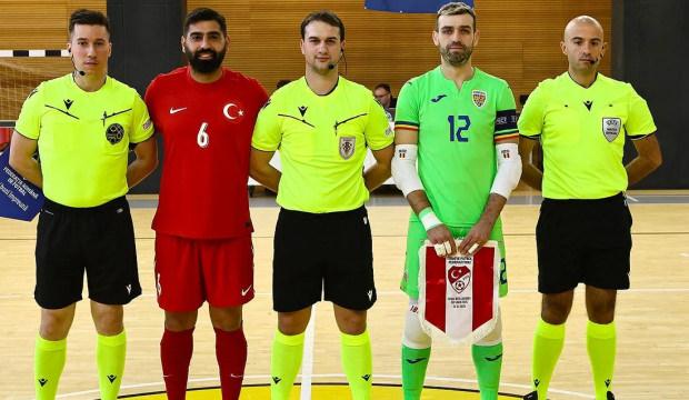 Futsalda T&uuml;rkiye, San Marino'ya 5-4 mağlup oldu