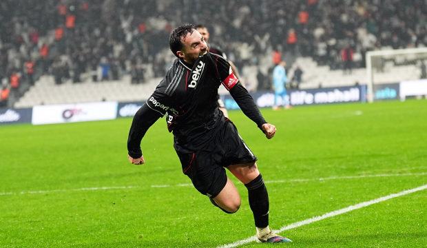 Goller peş peşe geliyor! Orkun K&ouml;k&ccedil;&uuml; seriye bağladı