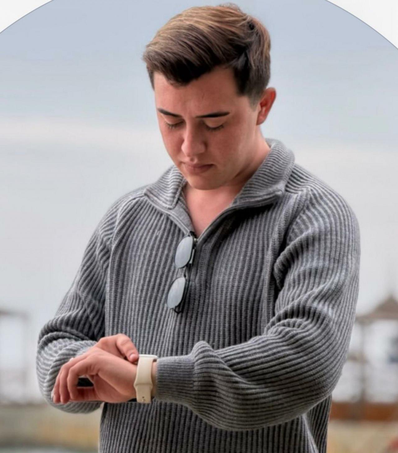 Turan Emre Arıkan (23) 