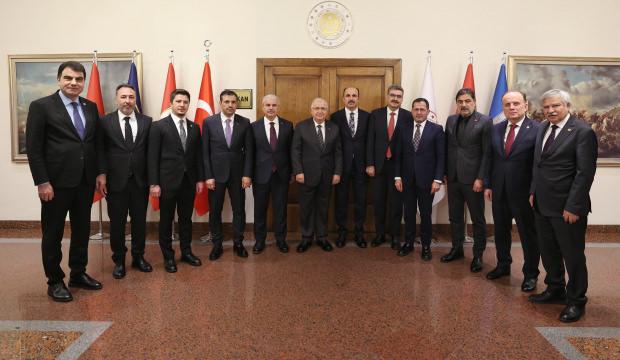 Konya Heyetinden Milli Savunma Bakanı Yaşar G&uuml;ler'e ziyaret