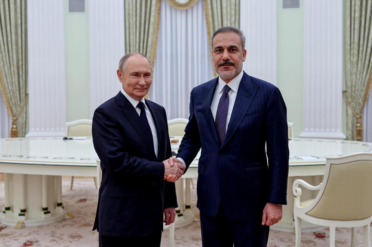 Vladimir Putin ve Hakan Fidan