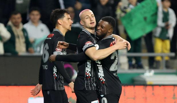 S&uuml;per Lig'e geri d&ouml;nen golc&uuml; oyuncu Kramer'den ilgin&ccedil; paylaşım: Villa arıyorum...