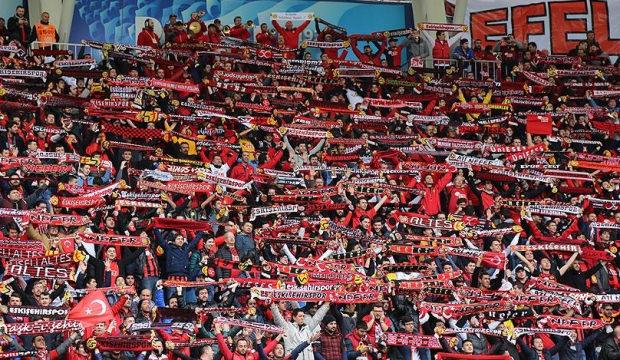 S&uuml;per Lig'in iki efsane takımı 3. Lig'de karşılaşacak: Biletler 35 TL