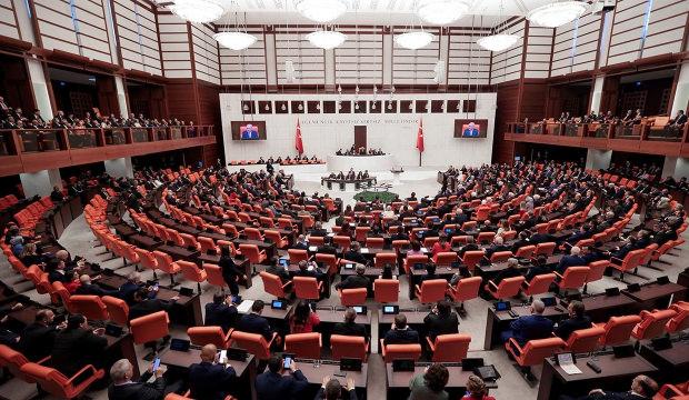 TBMM&rsquo;den yeni haftada &ccedil;ifte hamle: Trafikte cezalar artıyor, doğum iznine artış