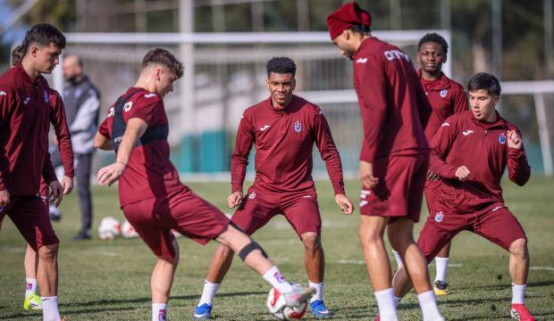 Trabzonspor, Antalyaspor ma&ccedil;ı hazırlıklarına devam etti