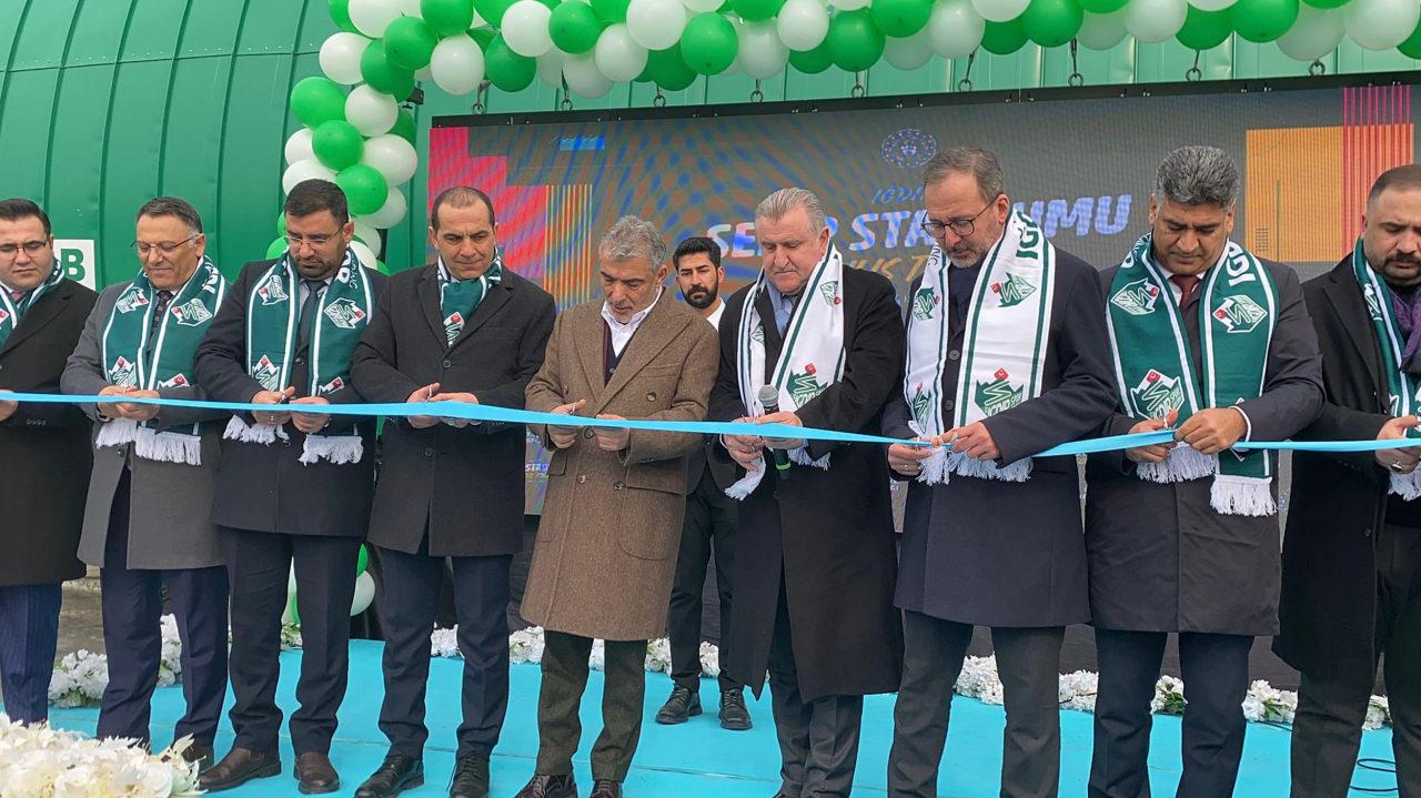 Gençlik ve Spor Bakanı Osman Aşkın Bak