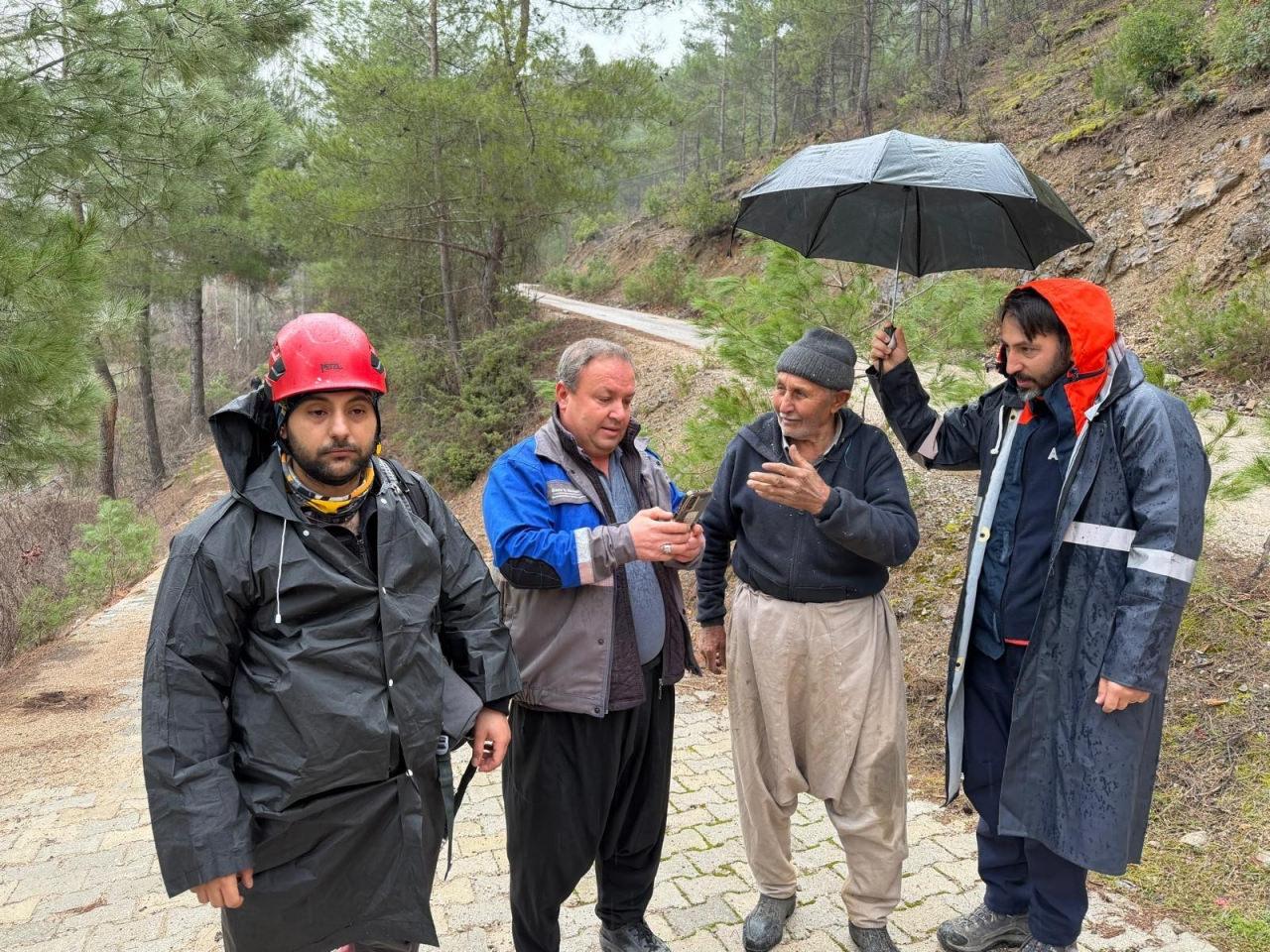 87 yaşındaki alzheimer hastası İbrahim Akburak