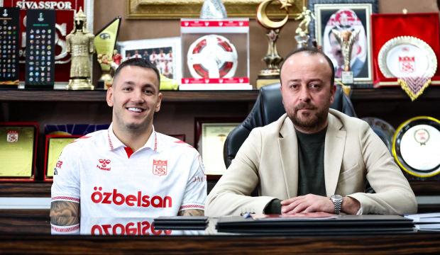 3,9 milyon Euro'yu bıraktı: Rey Manaj T&uuml;rkiye'ye d&ouml;nd&uuml;