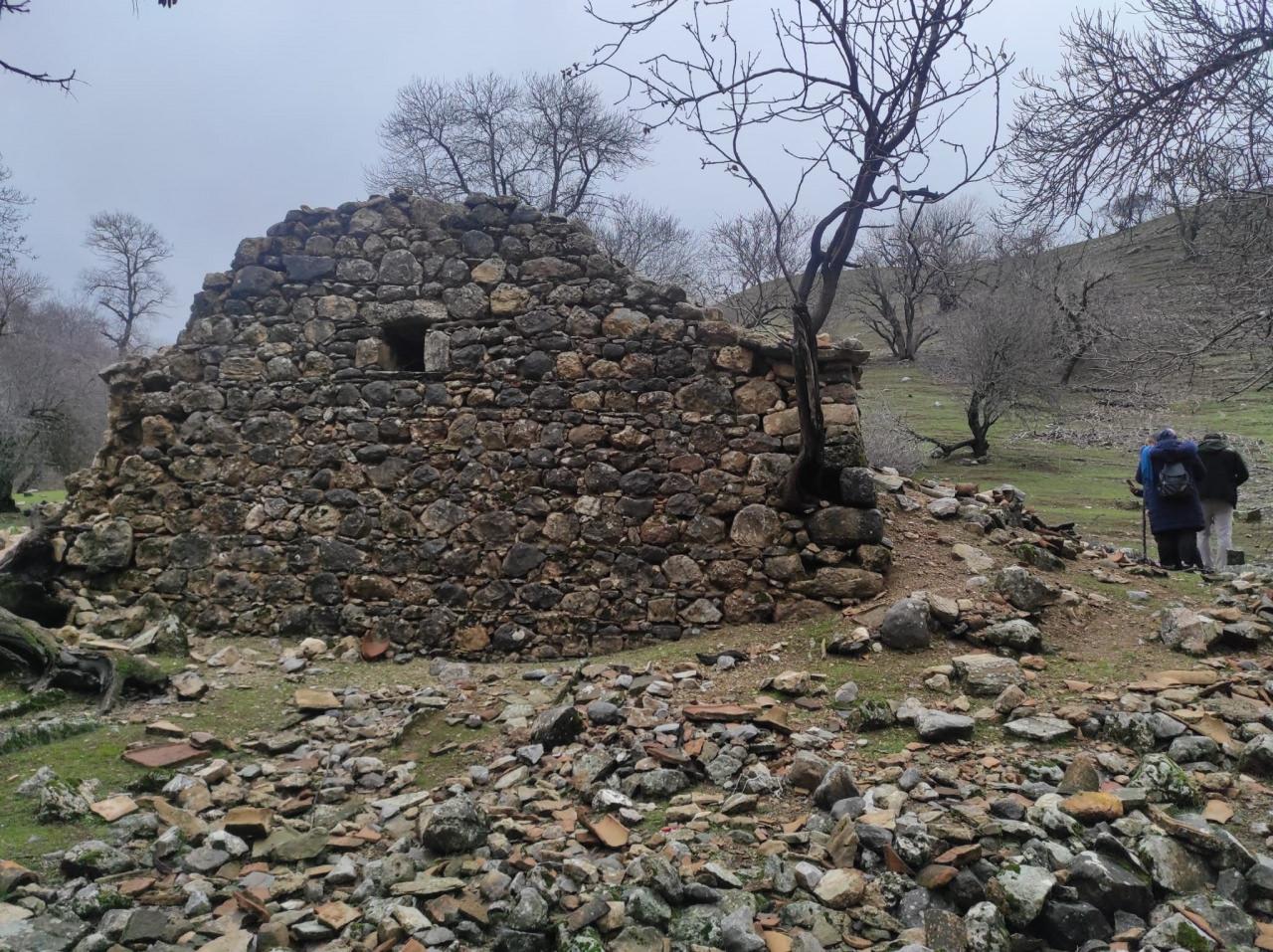 Tesadüfen keşfedilen yeraltı cami.