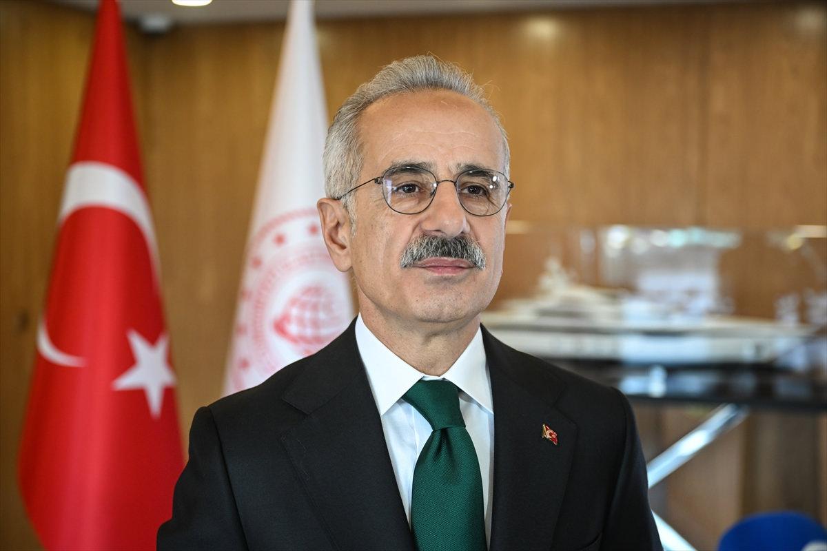 Ulaştırma ve Altyapı Bakanı Uraloğlu