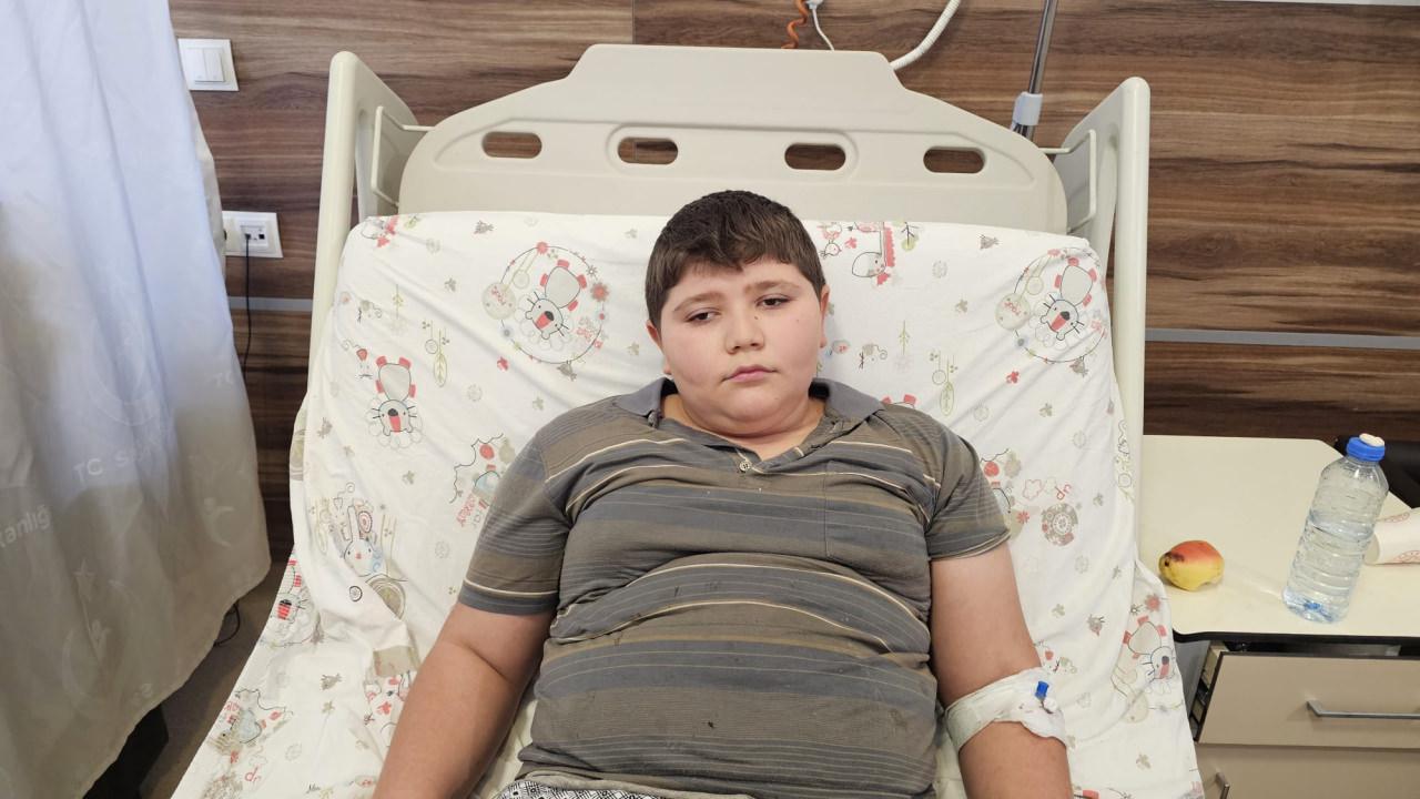 12 yaşındaki Muhammet Talha Saka hastanede tedavi altına alındı.