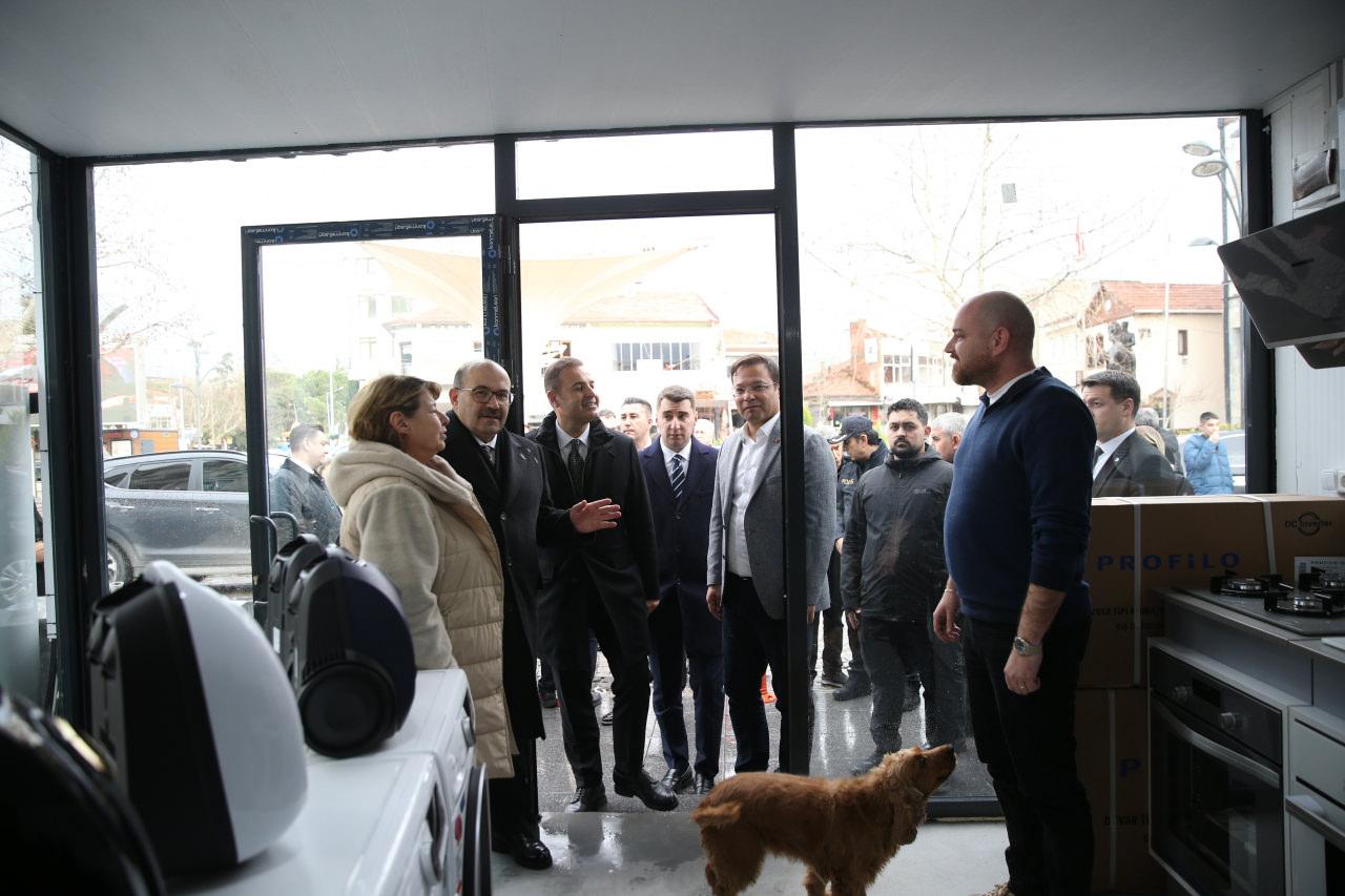Balıkesir Valisi Ustaoğlu, esnafı gezdi