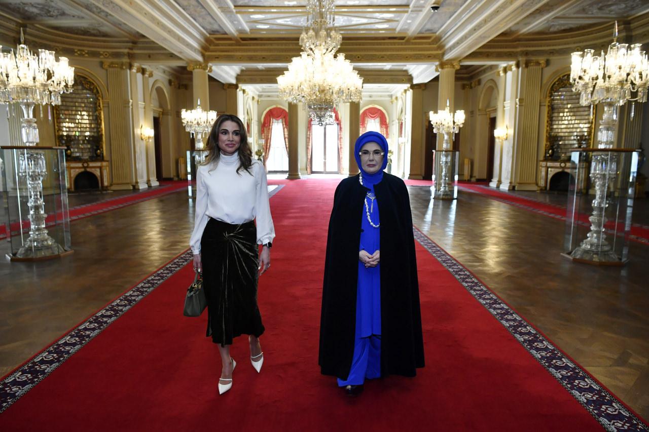 Emine Erdoğan, Ürdün Kraliçesi Rania ile bir araya geldi.
